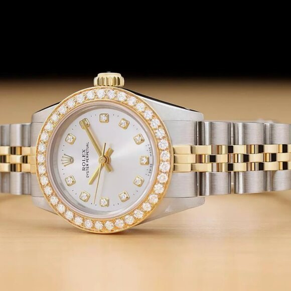 Sale! Rolex Ladies Diamond Datejust Dial 18k Watch - Picture 2 of 7